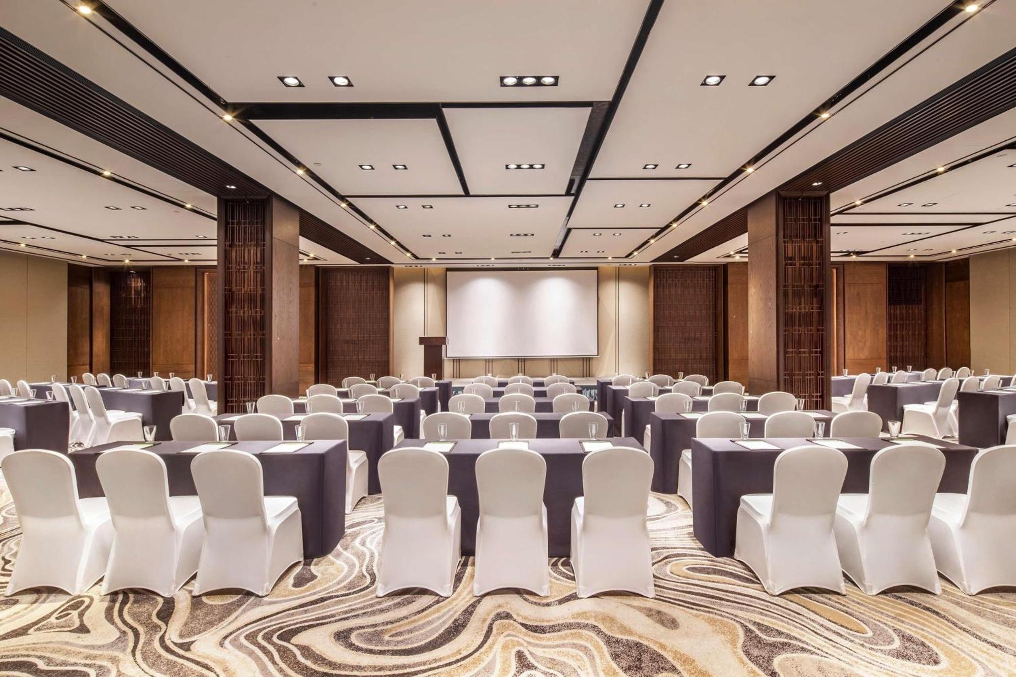 Courtyard By Marriott Shanghai International Tourism And Resorts Zone Экстерьер фото